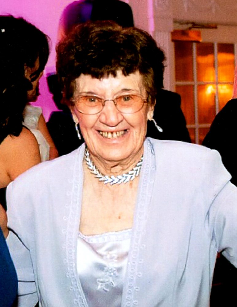 Theresa Bogdanski